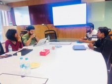 Mobile10X organized a session with Kloud team 
